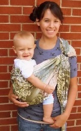 Image: Lite-on-Shoulder Baby Sling